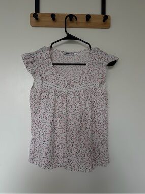Floral Cap-Sleeve Blouse in White and Pink